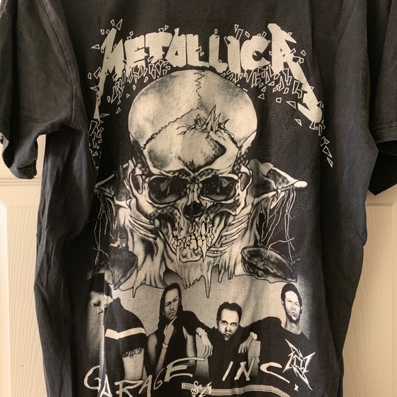 Metallica tee - Picture 3 of 3